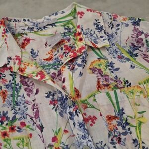 Chico's No-Iron Fresh Chic Shirt Wom Sz 0 Sm White Floral 100% Linen Button Up
